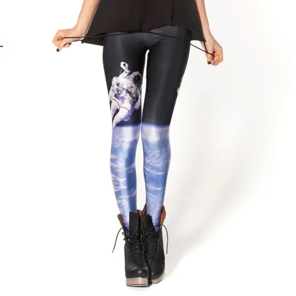 Blackmilk Astronaut / Spaceman Leggings (XS)